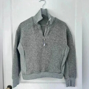 Lululemon stand out Sherpa half zip grey sweater Size 4